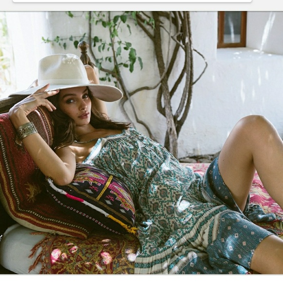 Getaway Dress Oracle - Picture 6 of 7